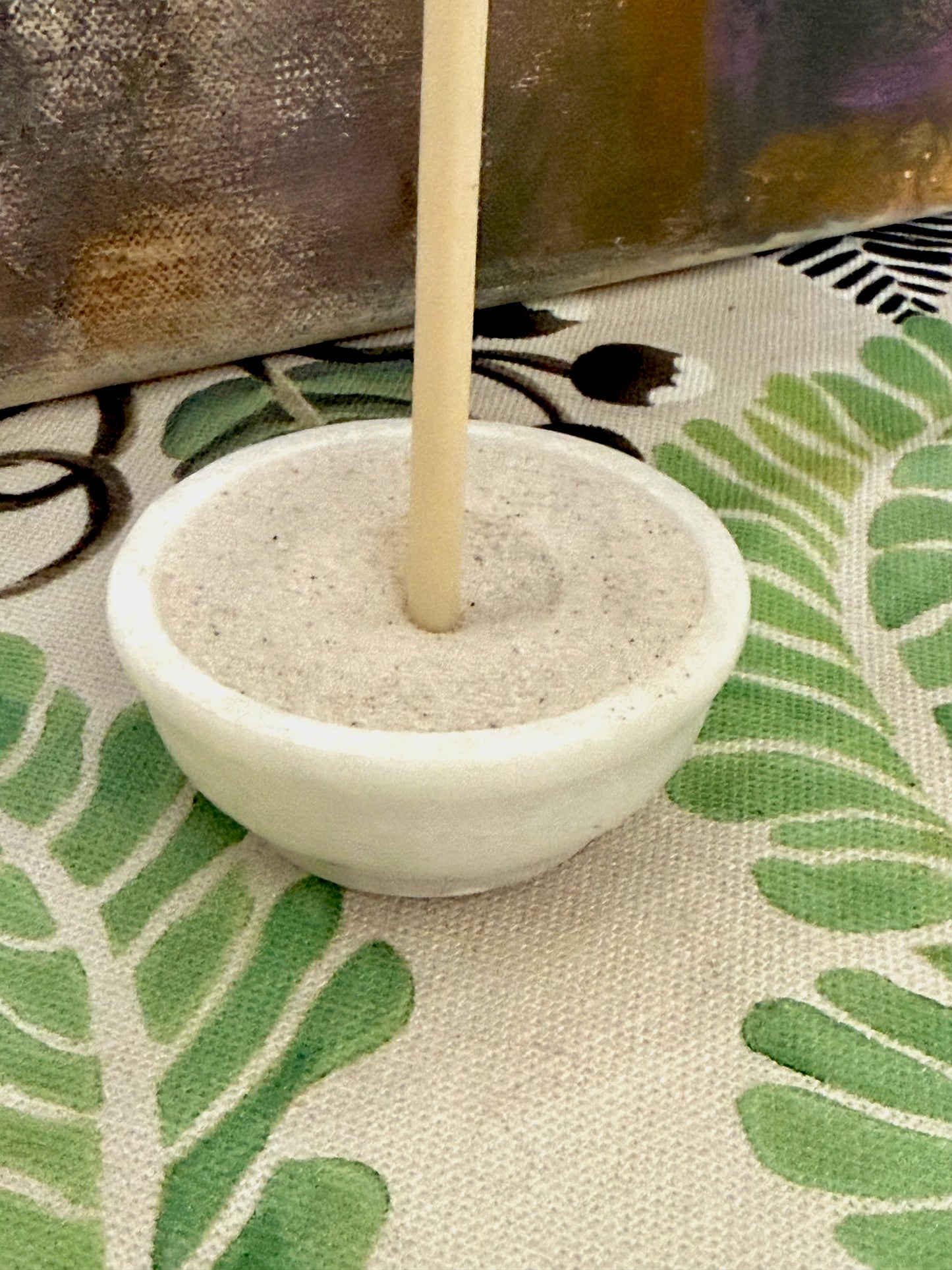 Soapstone incense bowl, white - small