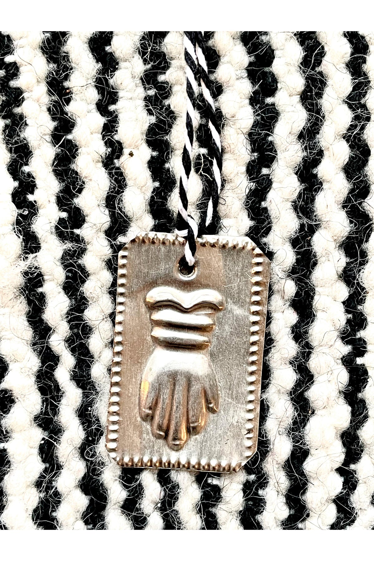 Milagro Charm